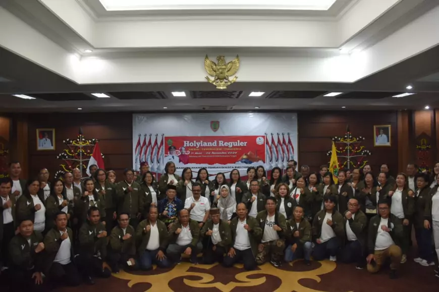 Pemprov Kalteng Berangkatkan 100 Peserta Perjalanan Religi ke Holyland Yerusalem
