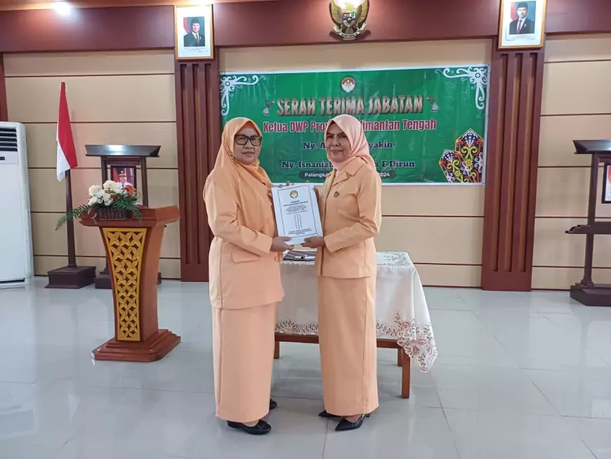 Serah Terima Jabatan Ketua DWP Provinsi Kalteng