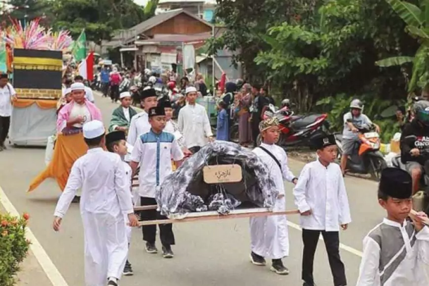 Pawai Akbar Muharam Meriahkan Tahun Baru Islam 1446 Hijriah di Murung Raya