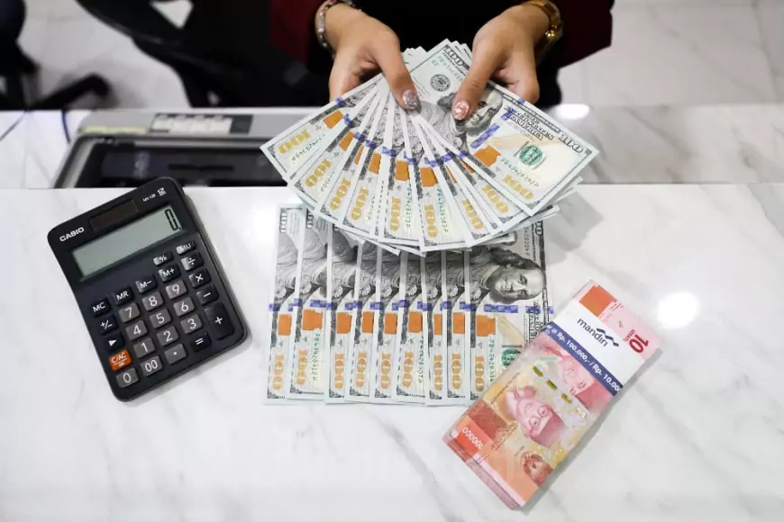 Rupiah Menguat Tipis di Tengah Harapan Perdagangan Global dan Stabilitas Kebijakan Dalam Negeri