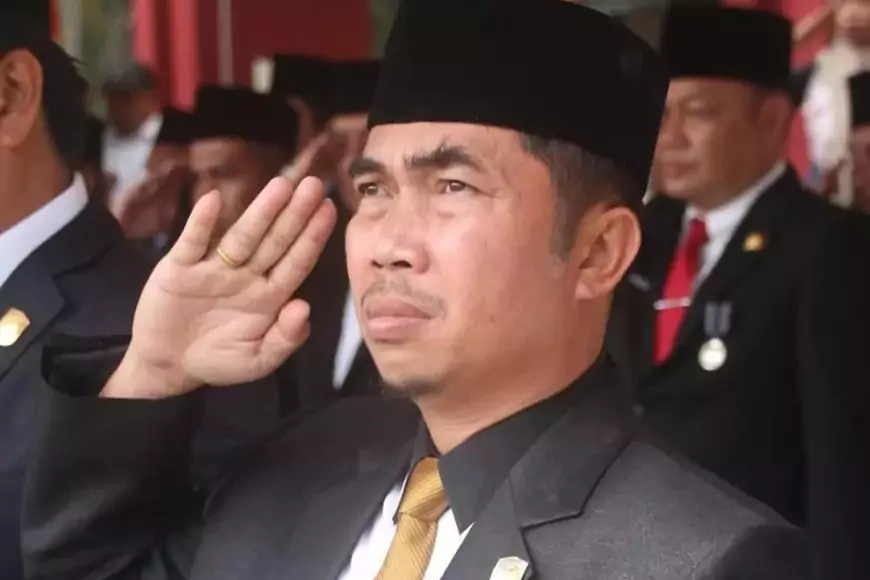 Ketua DPRD Pulpis Himbau Pengguna Jalan Lintas Kalimantan Waspada, Banyak Jalan Berlubang