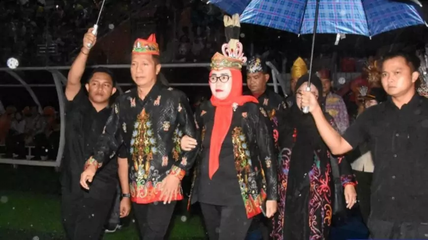 Pj Bupati Barito Utara Hadiri Pembukaan Festival Budaya Isen Mulang 2025 di Palangkaraya